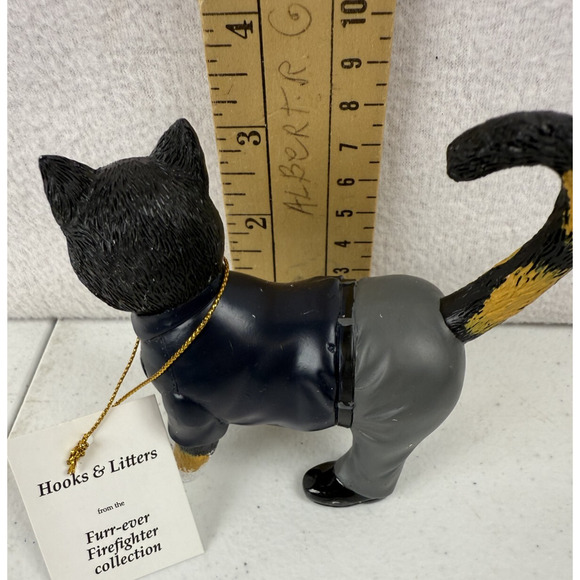 Hamilton Collection Three Hooks & Litters #3 Furr-ever Firefighter Cat Figurine - Picture 4 of 6